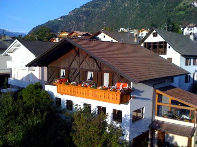 Ferienwohnungen Schweitzer Parcines Exterior photo
